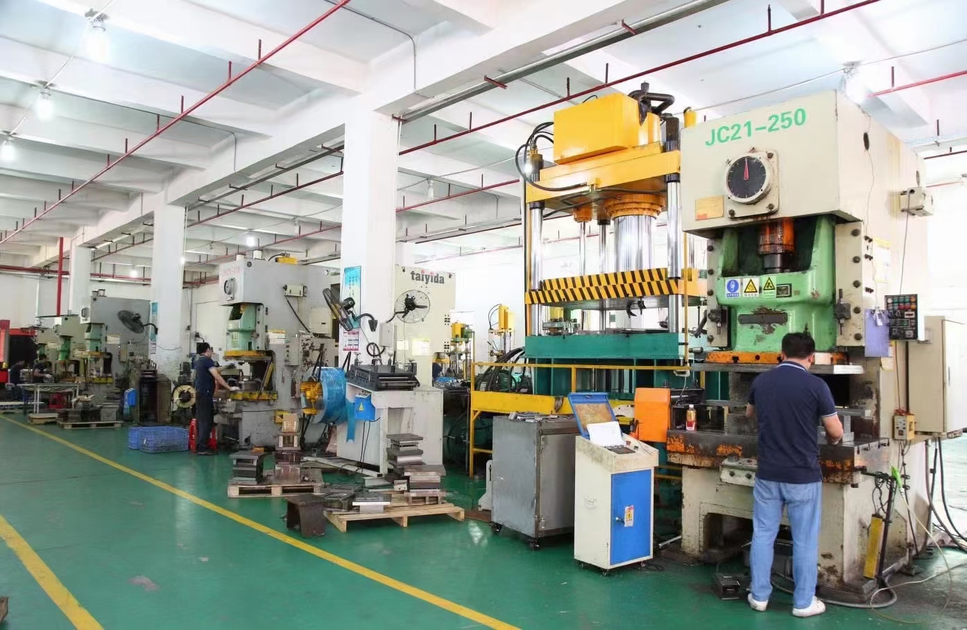 鵬豐精密-五金拉伸模具分幾步拉伸